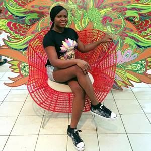 Meet your Posher, Esther