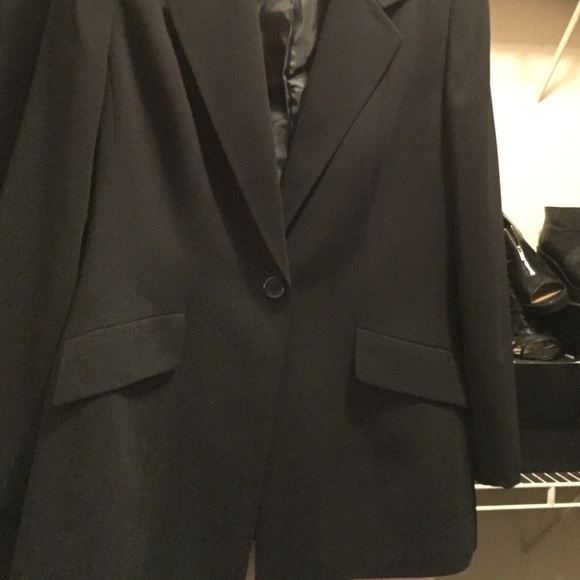 Single Button Black Pants Suit - image 2