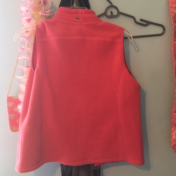 Vineyard Vines vest - Picture 3 of 3