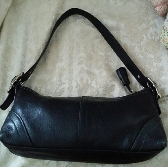 Coach black leather hobo Tassel  Bag Handbag 8A64