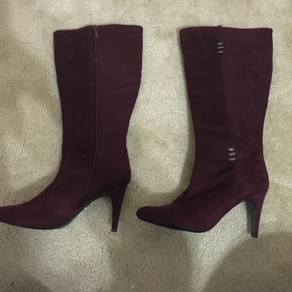 Brand new faux suede burgundy boots with heel