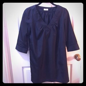 Tobi v-neck shift dress.