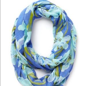 Lilly Pulitzer Riley Infinity Loop Scarf
