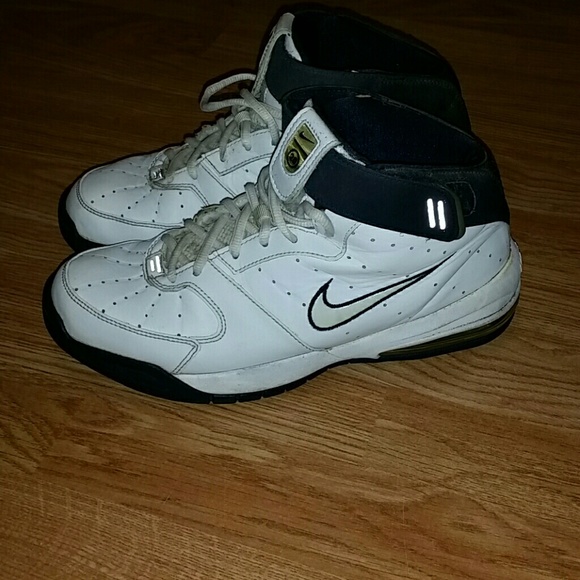 Nike basketball ball shoes
