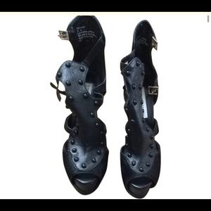 Steve Madden platform