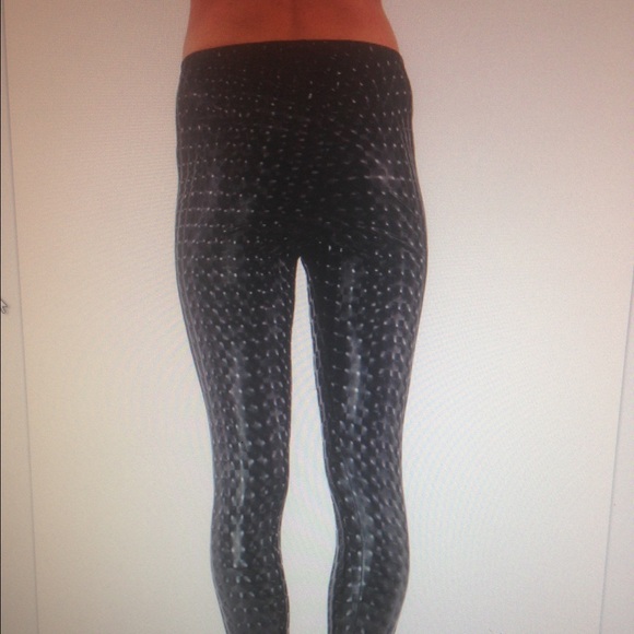 Electric Yoga Prism Legging SKU 302502 - Picture 3 of 3