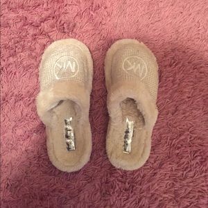 SOLD Authentic Michael Kors slippers!