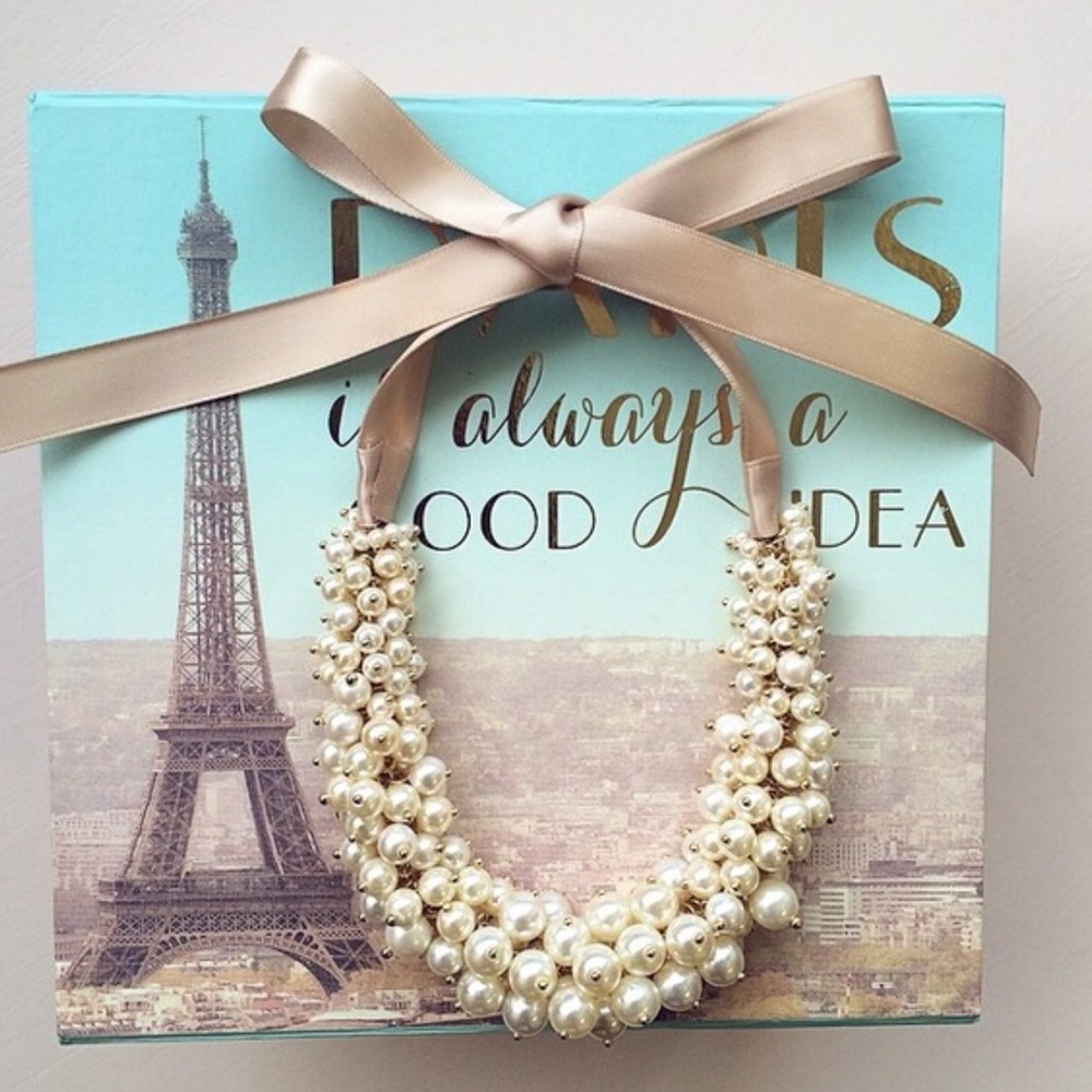 Beautiful handmade necklace - Picture 1 of 3
