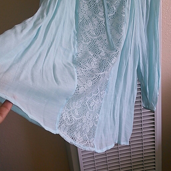 Top - Picture 3 of 3