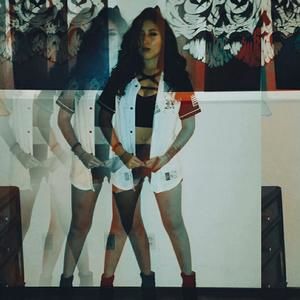 Meet your Posher, Serena