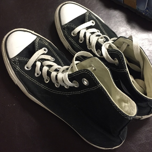 Black converse high tops