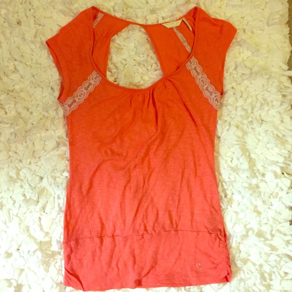 Guess coral open back and lace detail shirt. Small - Picture 1 of 4