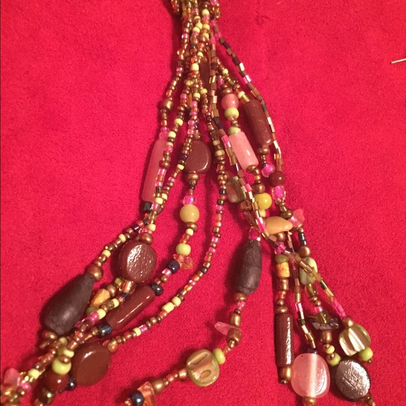 Gorgeous multicolor statement necklace - Picture 2 of 3