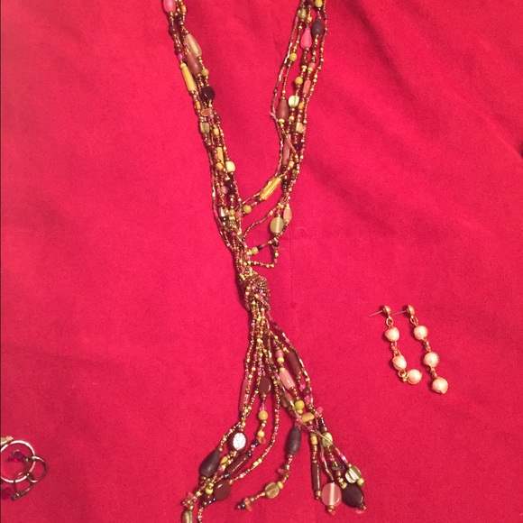 Gorgeous multicolor statement necklace - Picture 3 of 3