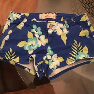 Hollister shorts