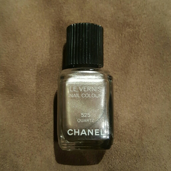 CHANEL Le Vernis Nail Colour QUARTZ #525
