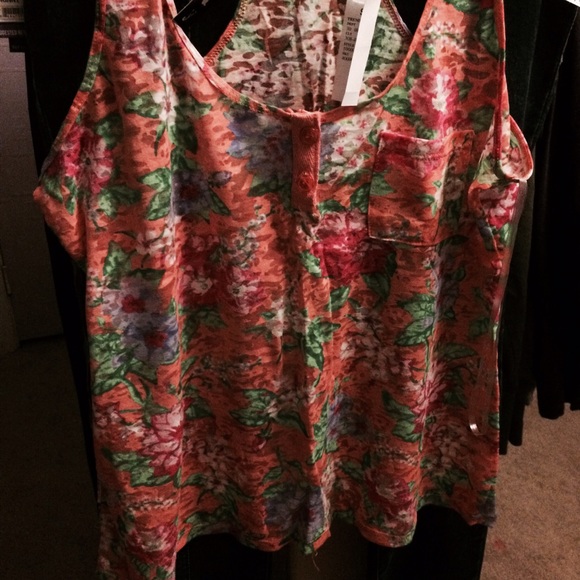 Floral tank top