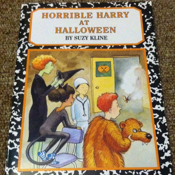 Books - Picture 2 of 4