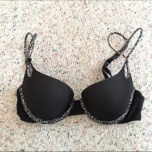 Black Victoria's Secret Bra