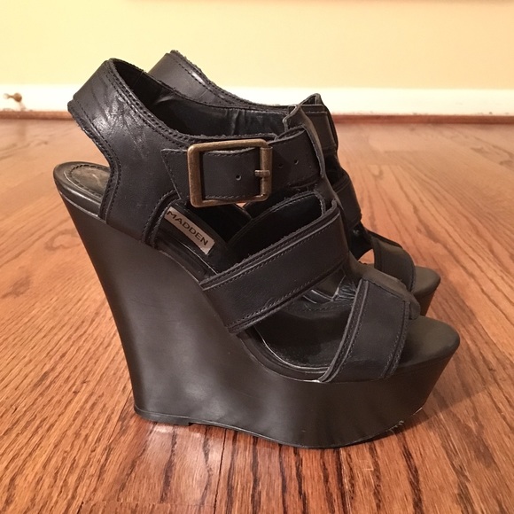 Steve Madden wedges