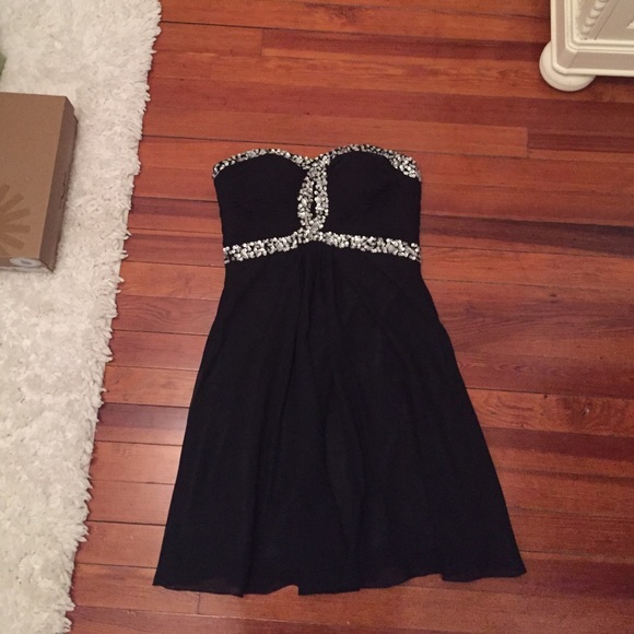 Beautiful prom dress with corset back