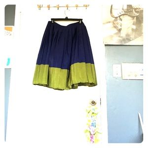 Navy/Green color block pleated skirt