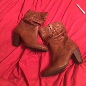 FINAL MARKDOWN Brand new boots