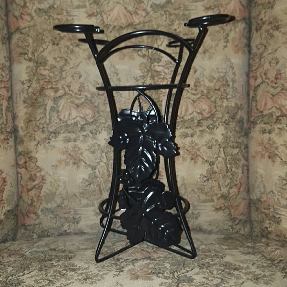 Wine holder