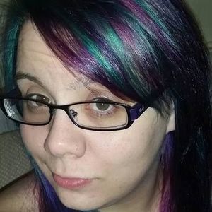 Meet your Posher, Celina