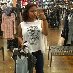 Meet your Posher, Karla