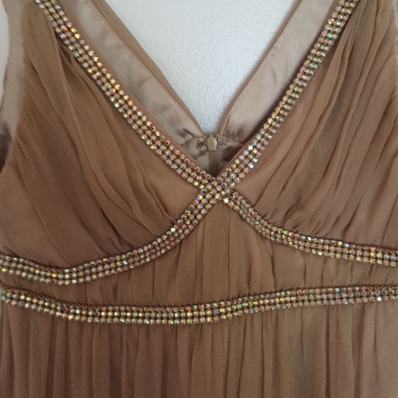 Worn once to a wedding - Picture 3 of 4