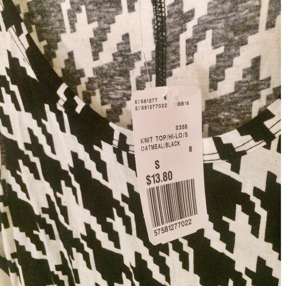 Forever 21 HiLo Knit Top - Picture 2 of 3