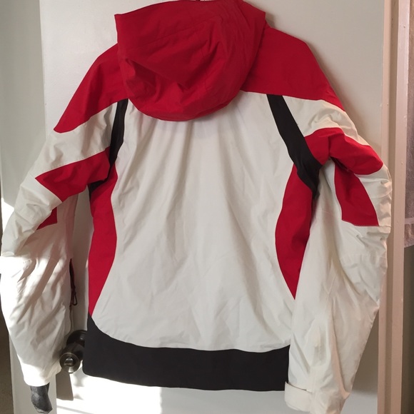 Helly Hansen Jacket - Picture 2 of 4