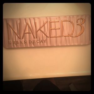 Urban decay naked 3 palette