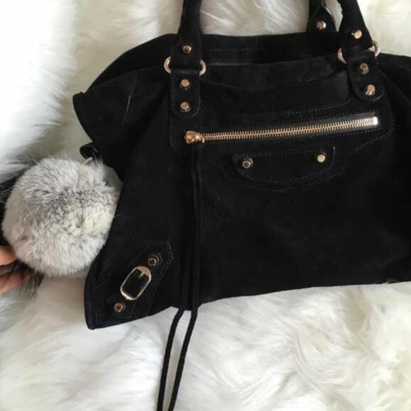 Large Grey Mink Pom Pom Keychain - Picture 4 of 4