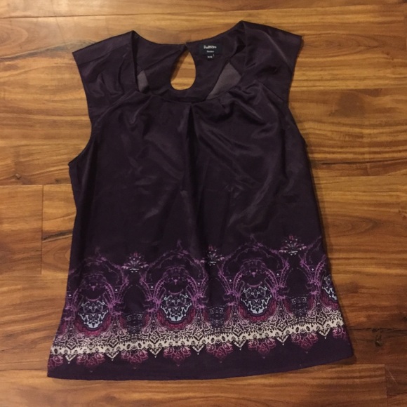 Fancy petite tank