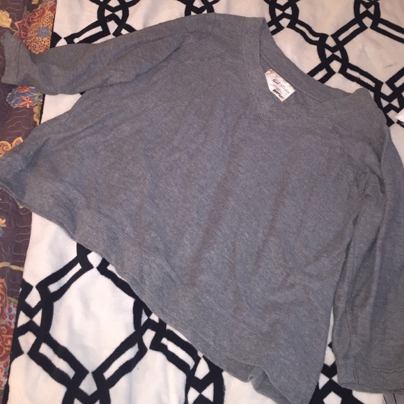 Size 22/24 Avenue grey flare sweat shirt