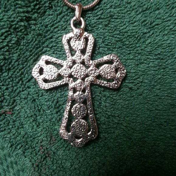 SOLD Beautiful New Rhinestone Cross silver chain - Picture 2 of 4