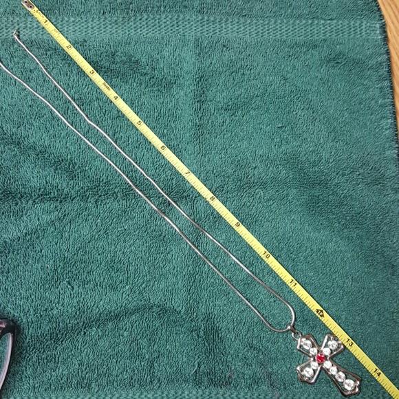 SOLD Beautiful New Rhinestone Cross silver chain - Picture 3 of 4