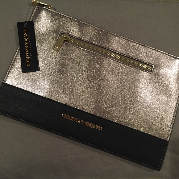 Christian Siriano Handbags - ‼️Price Drop‼️👛 Christian Siriano Clutch