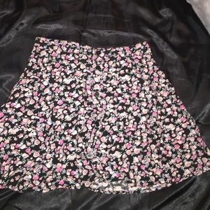 Floral h&m / divided skirt