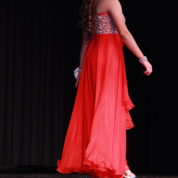 Prom Dress - Picture 2 of 3