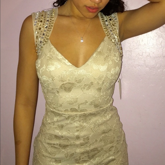 Prom Dress - Picture 2 of 4