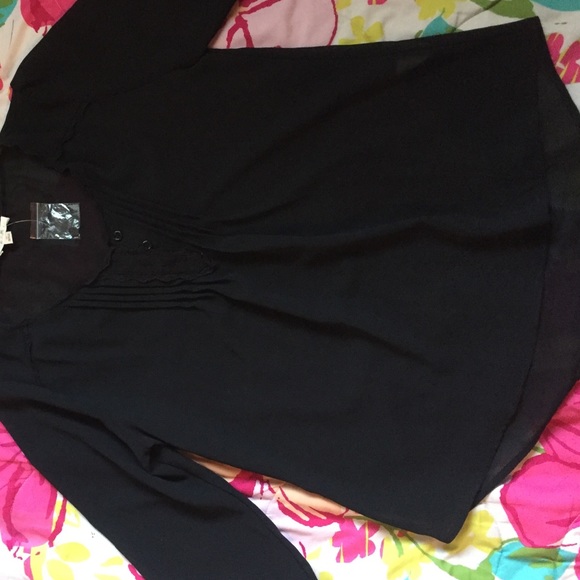 Long sleeve blouse