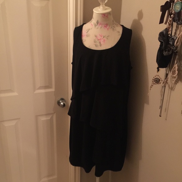 Black ruffle Cato dress