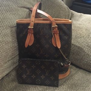 Authentic Louis Vuitton petite bucket with pouch
