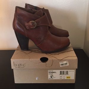 B.O.C "Remmel" leather boot. Brown. Size 8.