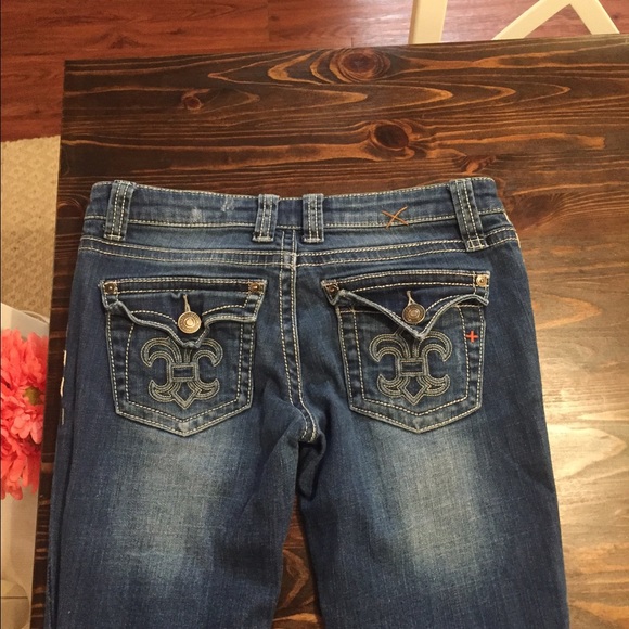 Jeans - Picture 2 of 3
