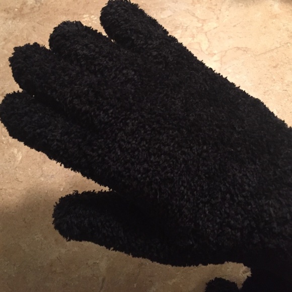 jcpenney Accessories Jcp Black Fluffy Gloves Poshmark