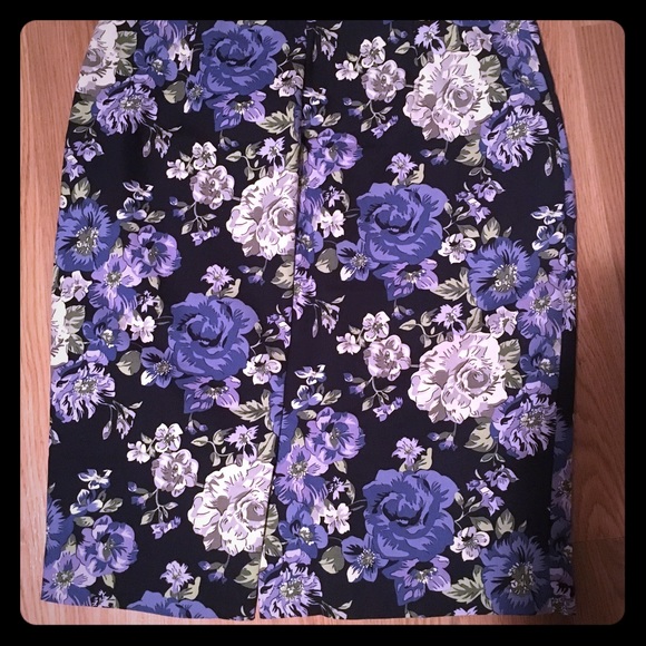 Charter Club Dresses & Skirts - Charter club floral patterned pencil skirt